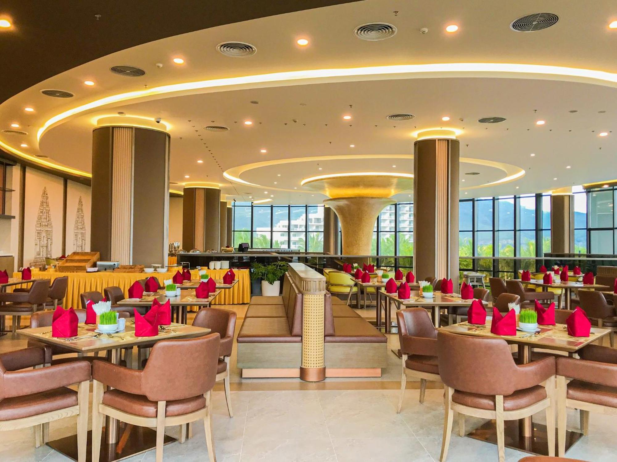 Aquamarine Beachfront Resort & Spa Cam Ranh Exterior foto