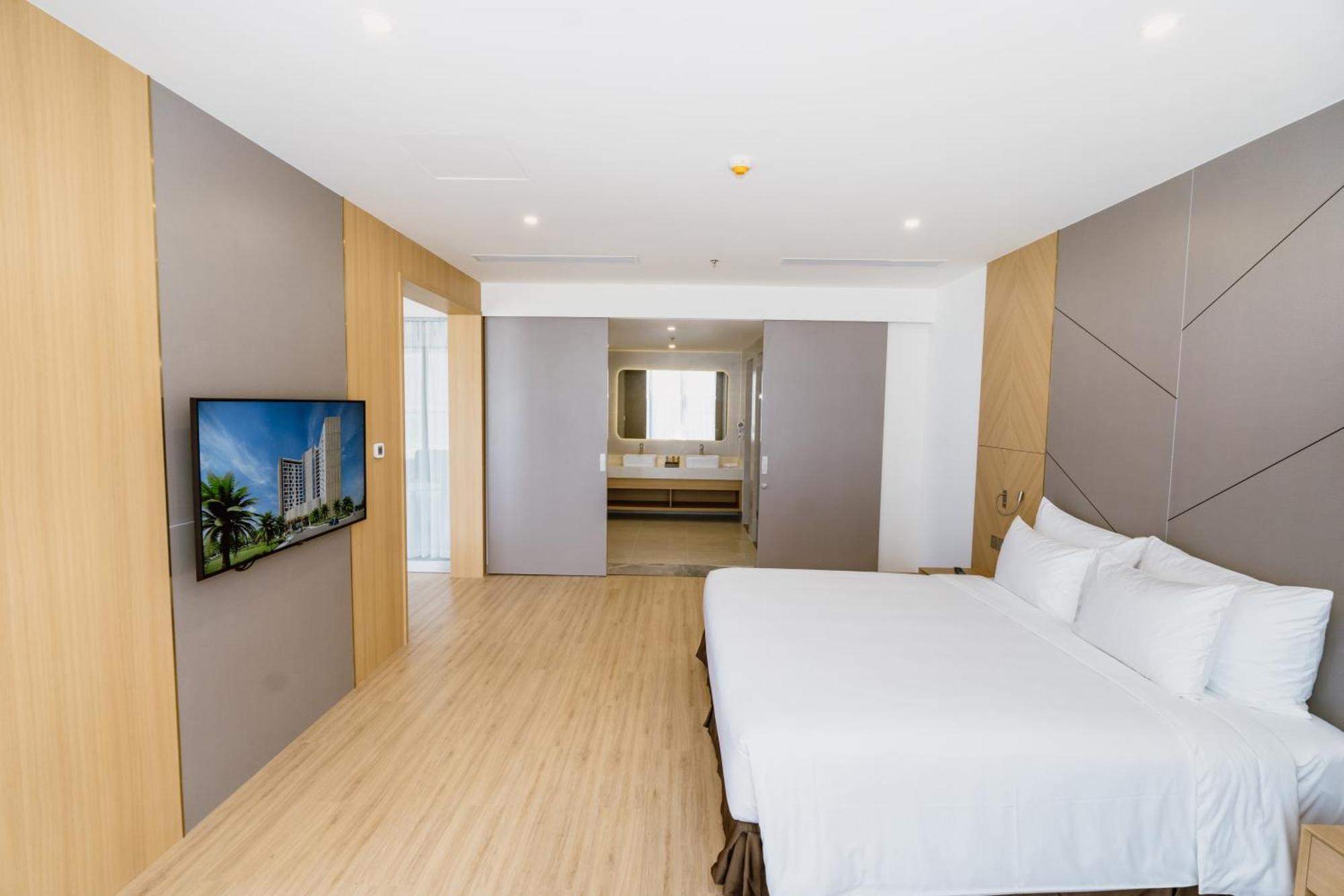Aquamarine Beachfront Resort & Spa Cam Ranh Exterior foto